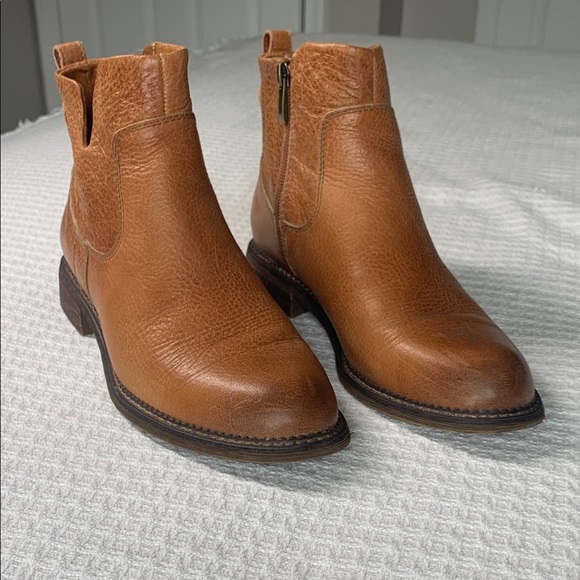 Franco Sarto Shoes - Franco Sarto brown leather ankle boots size 7.5